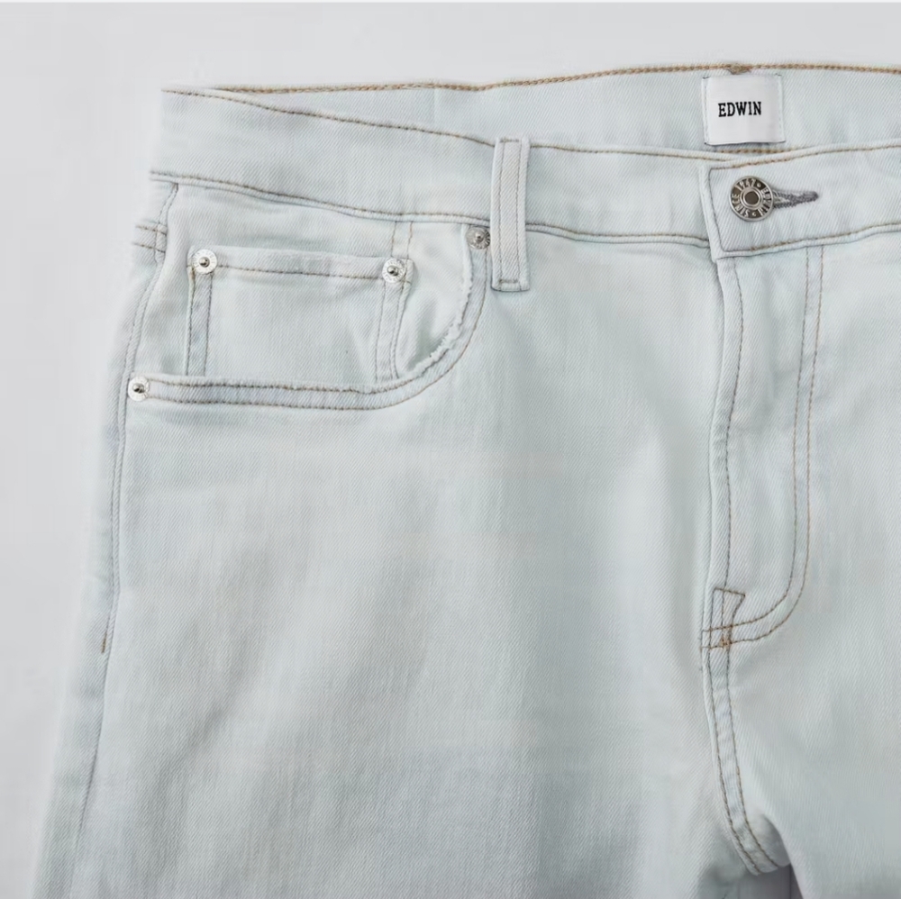 NWT EDWIN Maddox Slim Endurance Jeans Stretch Outcast Faded Light Denim 30/33